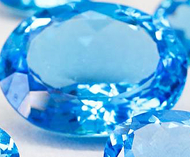 Blautopas Schmuck