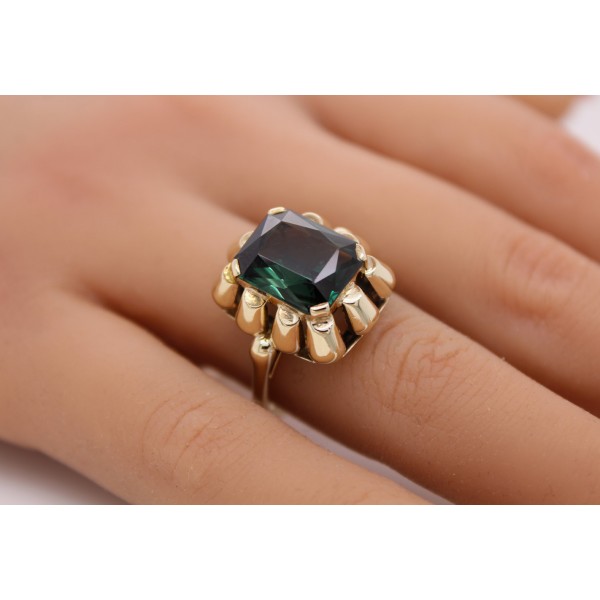Turmalin Ring Gold 333 8K grüner Edelstein 11.2ct Antikschmuck
