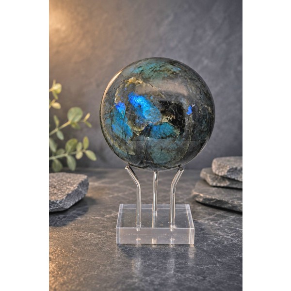 Labradorit Kugel 62mm olivgrüner Edelstein 1680ct