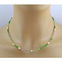 Perlenkette 47 cm Süßwasserperlen Natur Peridot Mondstein Edelsteine