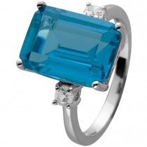 Ring Silber 925 mit einem London Blue Topas und 2 weißen Saphir Edelsteinen